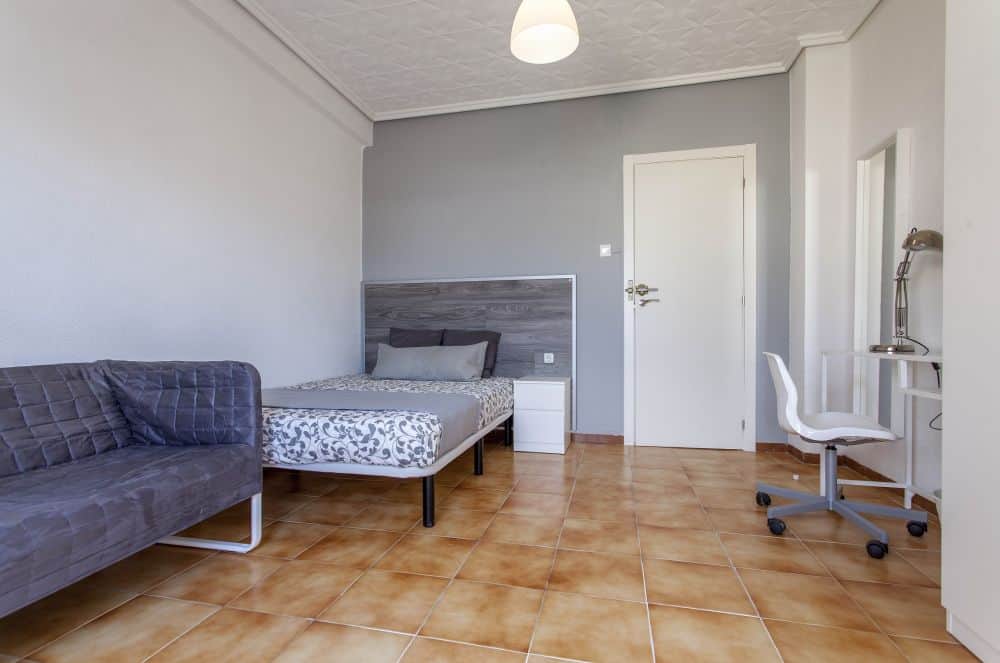 Room in Valencia