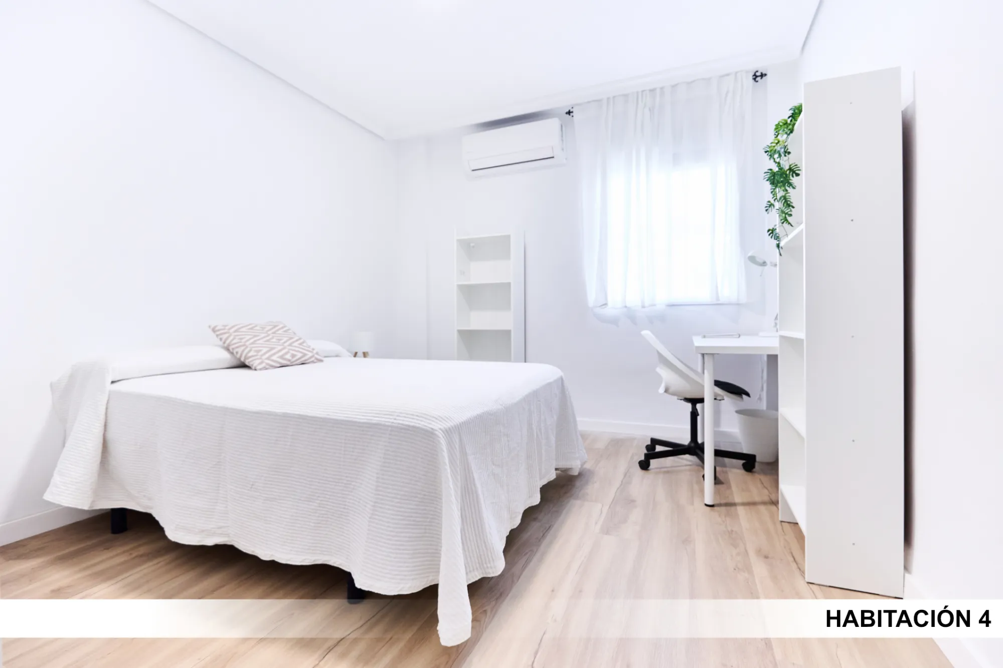 Room in Seville