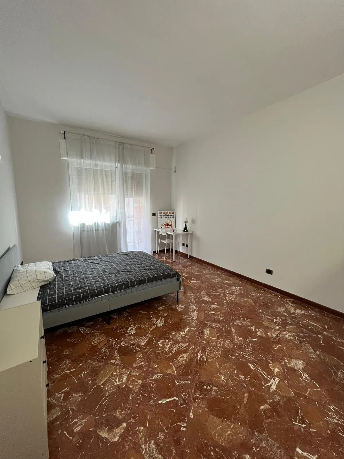 Stanza privata a Bari